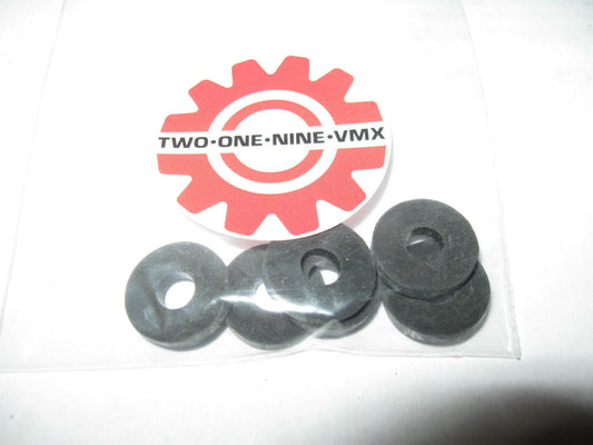 NEW CAN-AM MX TNT SIDE COVER BOLT RUBBER WASHER 748 016 000 BOMBARDIER